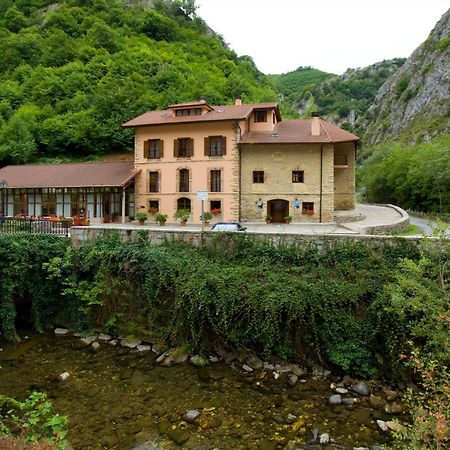 La Casona De Mestas Ponga Eksteriør billede