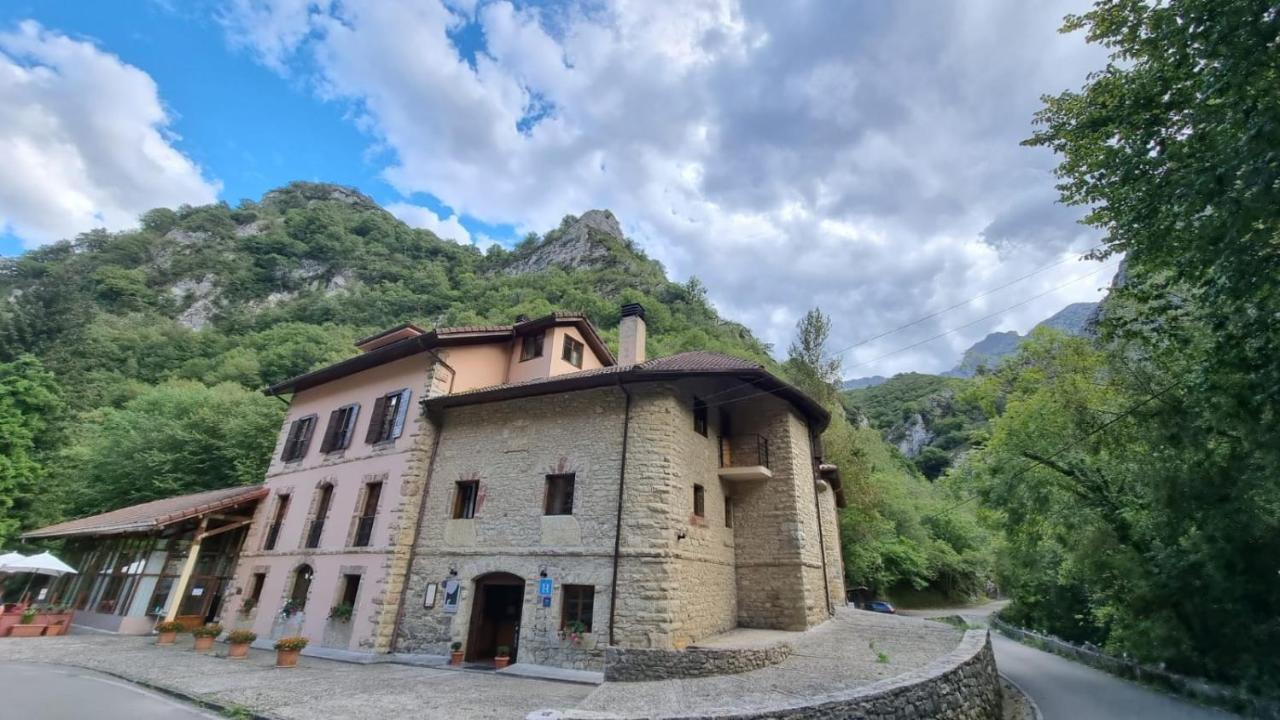 La Casona De Mestas Ponga Eksteriør billede